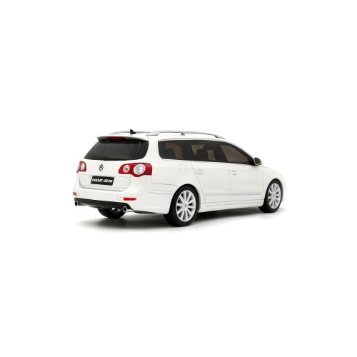 Ottomobile -  Volkwagen Passat (B6) R36 Variant Candy White 2008